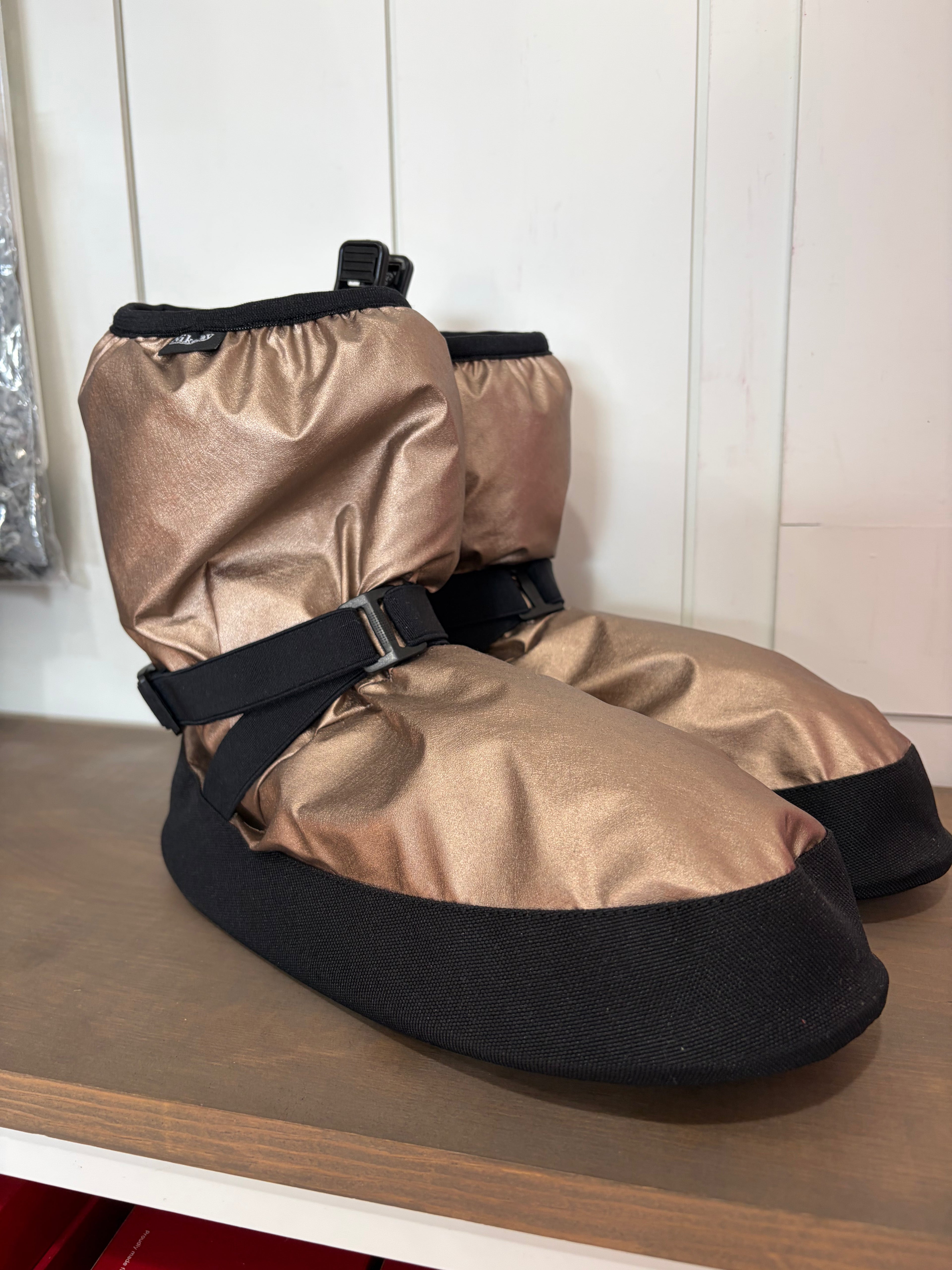 Nikolay Warm-up Booties