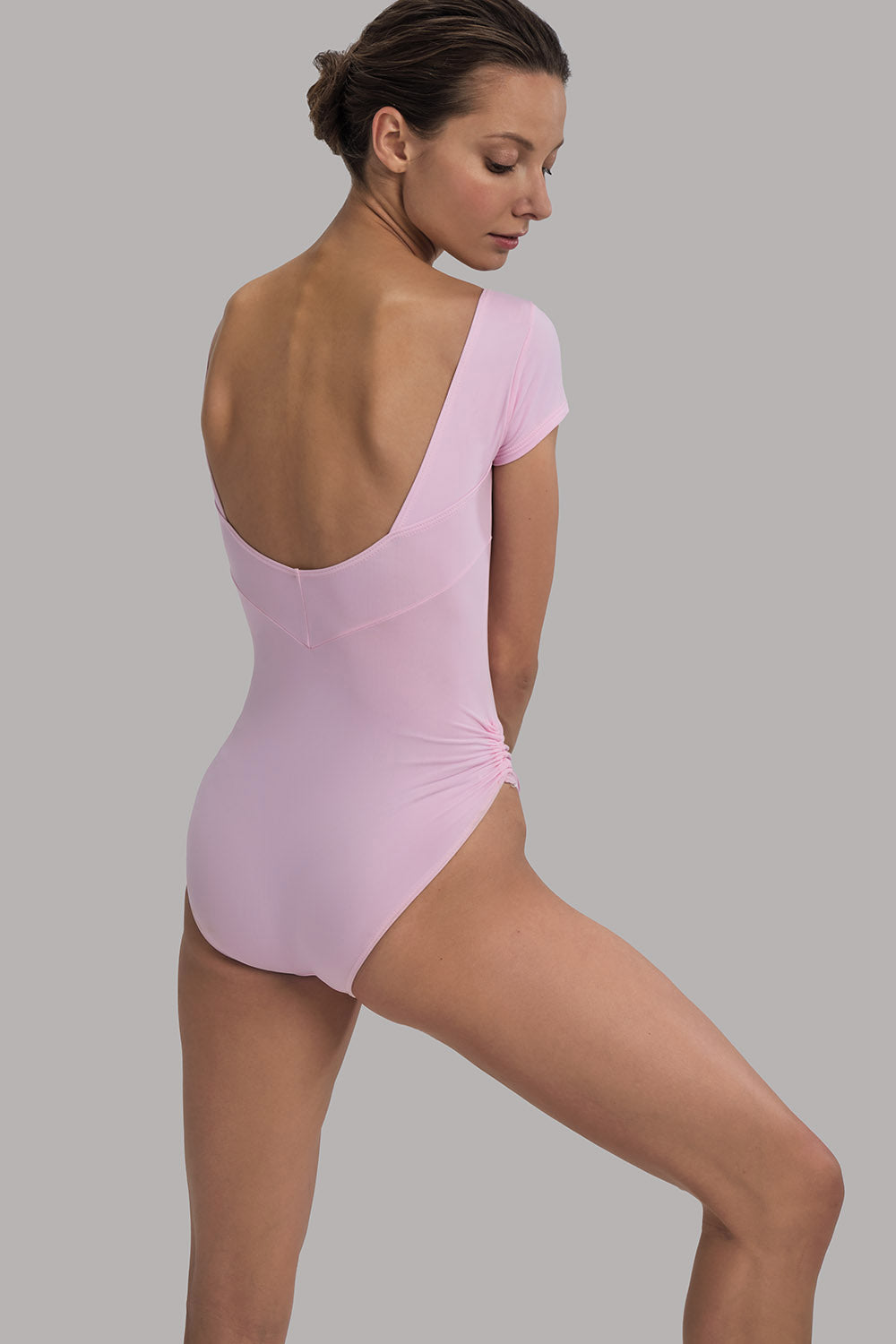 Nikolay Leotard – Erica
