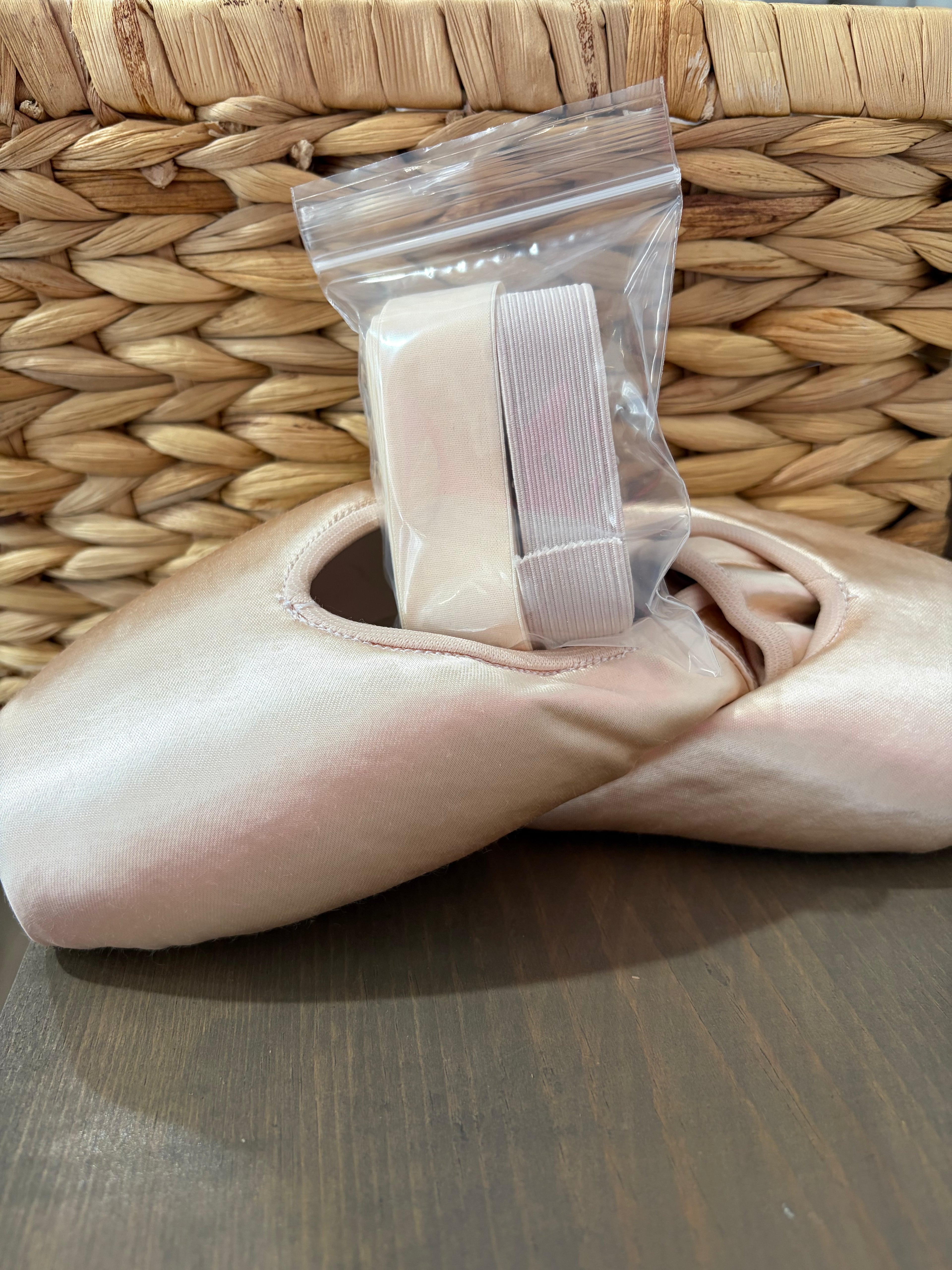 Pointe Shoe Ribbons/Elastics